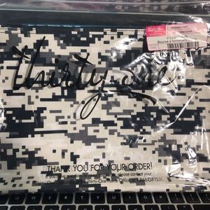 Thirty-One Zipper Pouch, Digital Camo